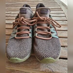 Merrell Hiking Shoes Size 7.5